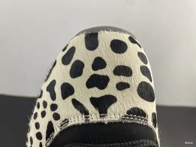 Bmlin JORDAN AR0715-010 INSTINCT 11 AIR ANIMAL 0523